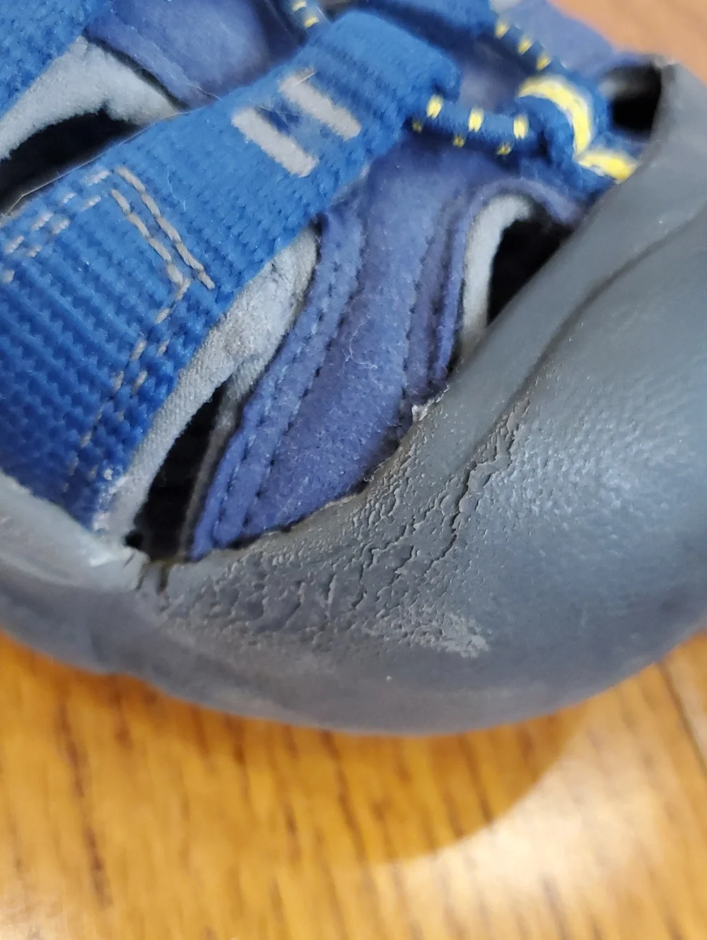 KEEN Blue Kids' Closed-Toe Sport Sandals Sz 13